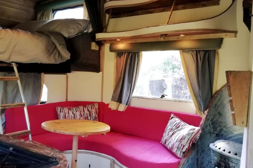 Truck & Pod Creative Nature Retreat. Bantry Exterior foto